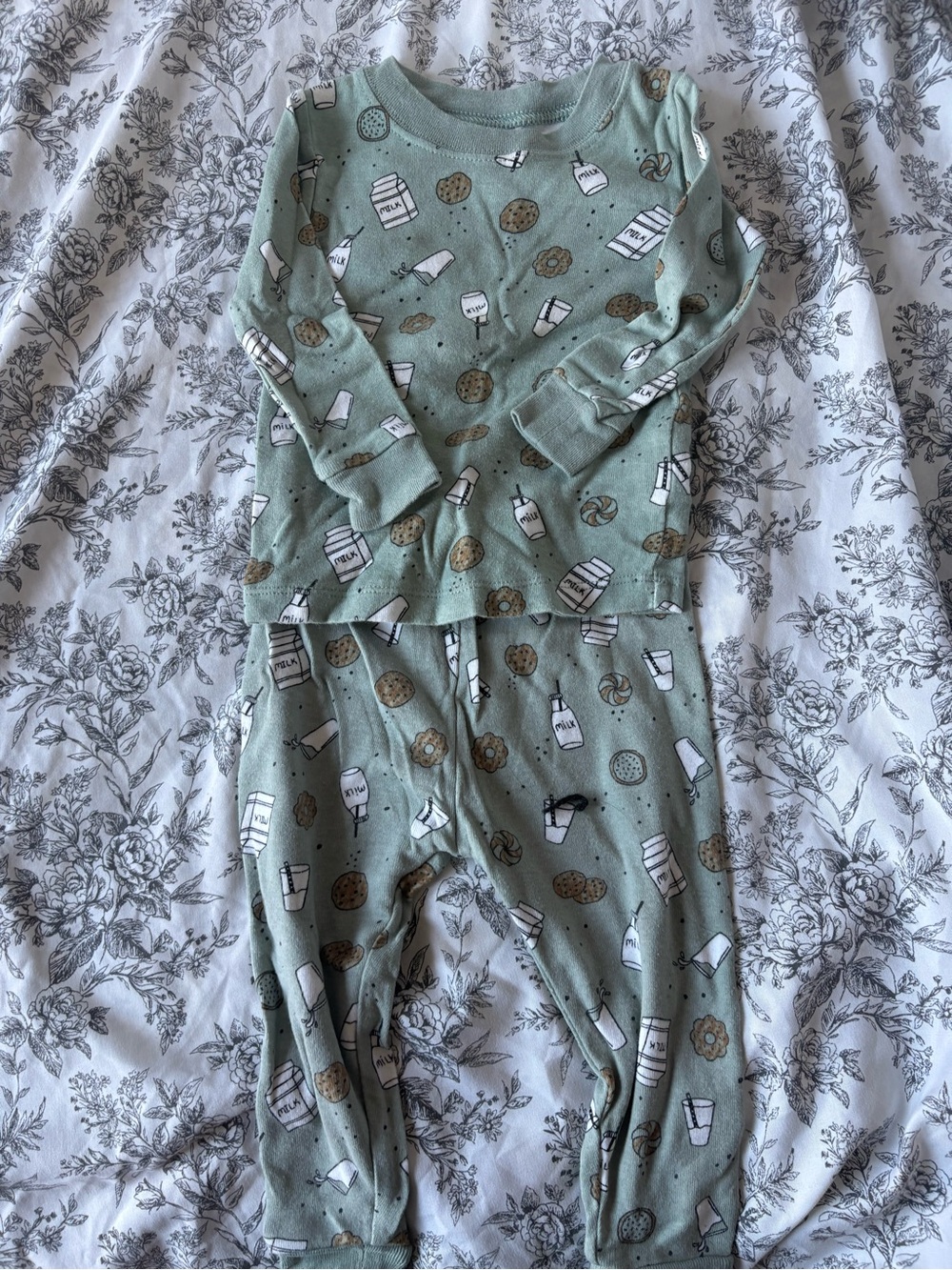 Kids Two-Piece Mint Cookie & Milk Pajama Set